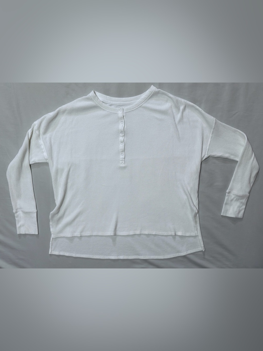 Offline by Aerie Wow Waffle Knit Henley Long Sleeve T-Shirt Large Cotton - Picture 2 of 11